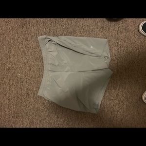 Pace breaker shorts 2 pairs white and carbon grey
